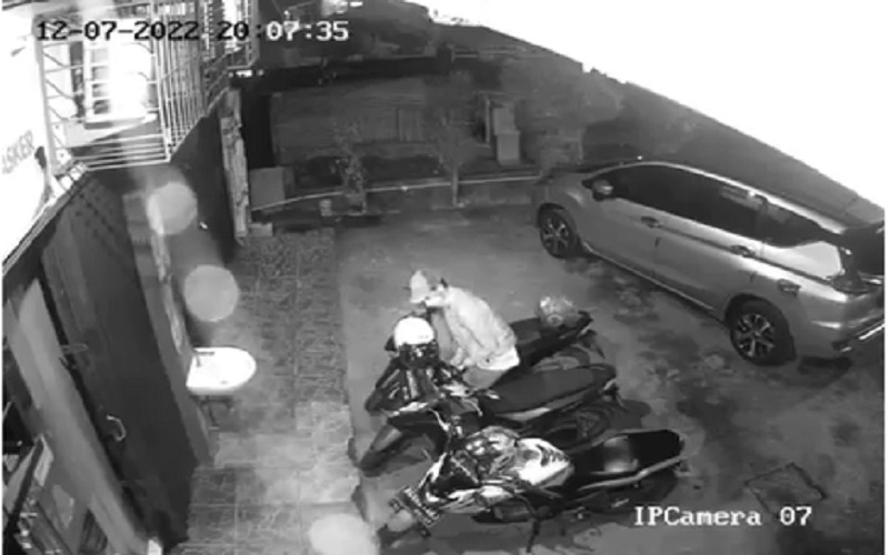 Pura-pura Nelepon, Pria Ini Curi Motor Pegawai Klinik di Palembang