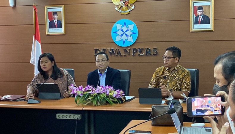 Sambangi Dewan Pers, Kuasa Hukum Keluarga Ferdy Sambo Minta Media Tak Sebarkan Identitas Istri Kadiv Propam