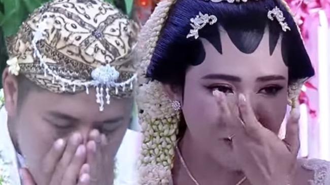 Via Vallen dan Chevra Yolandi Sah Jadi Suami Istri, Harga Mas Kawin Fantastis!