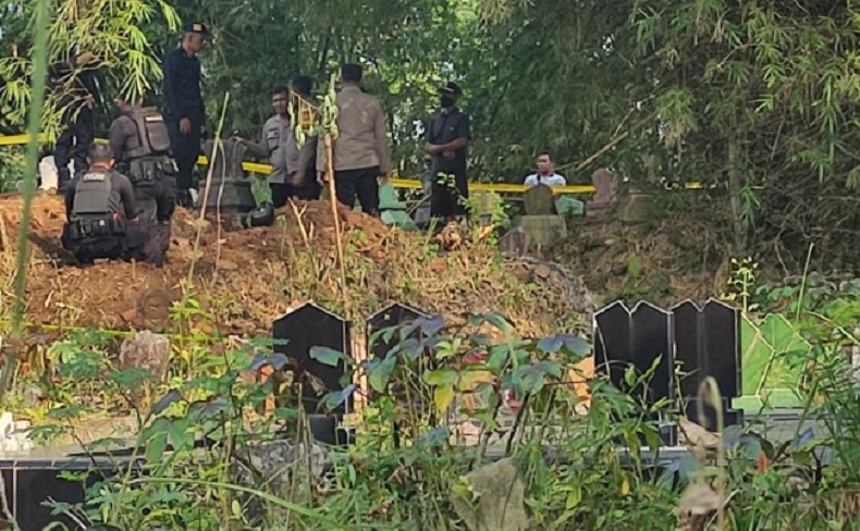 Mortir Peninggalan PD II Ditemukan di TPU, Pemakaman Jenazah Dipindahkan