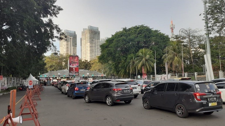 Siap-Siap, Parkir Sembarangan di Area PRJ Akan Diderek Dishub 