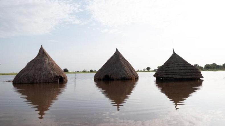 Banjir Bandang Menerjang, 7 Orang Termasuk Anak-Anak dan Ibu Hamil Tewas 