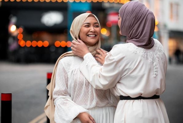 Tata Cara Berpakaian yang Baik Secara Islami