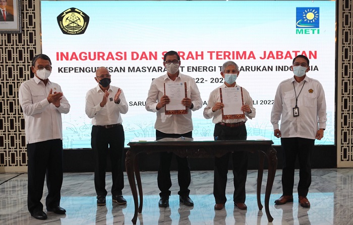  Apresiasi Kepengurusan METI 2022-2025, Menteri ESDM: Dukung Percepatan Akselerasi EBT   