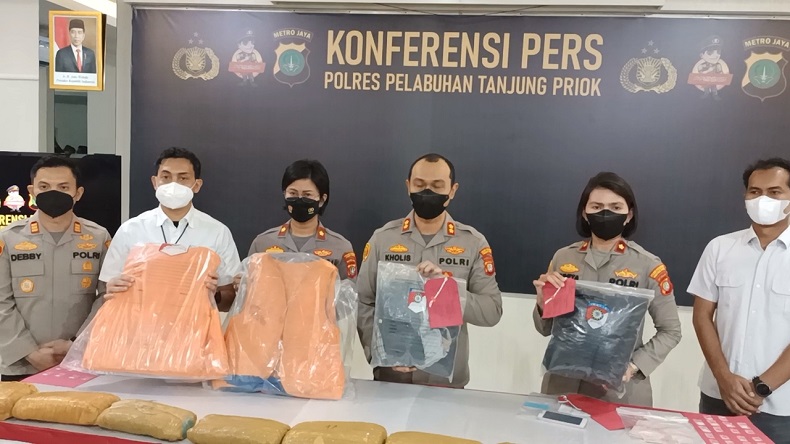 Jalan Sendirian di Pelabuhan Muara Angke, Bocah Ini Diperkosa 2 Pemuda di Kapal