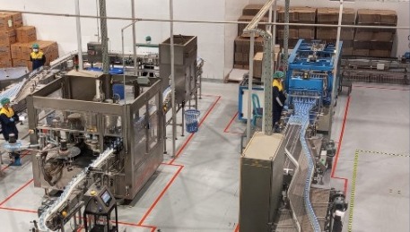 Mengintip Rahasia Pabrik Air Zamzam Kemasan di Makkah