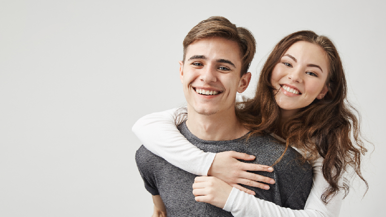 10 Hal Sepele yang Bisa Membuat Pasanganmu Bahagia, Dijamin Dia Semakin Cinta