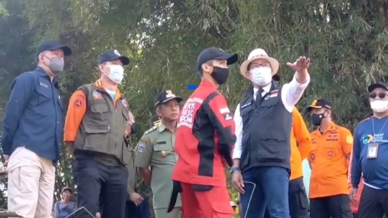 Gubernur Jabar: Segera Bangun Kembali Jembatan yang Rusak akibat Banjir Bandang Garut
