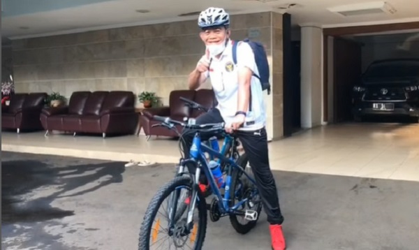 Menko PMK Muhadjir Ajak Masyarakat Bersepeda ke Kantor: Sehat dan Asyik!