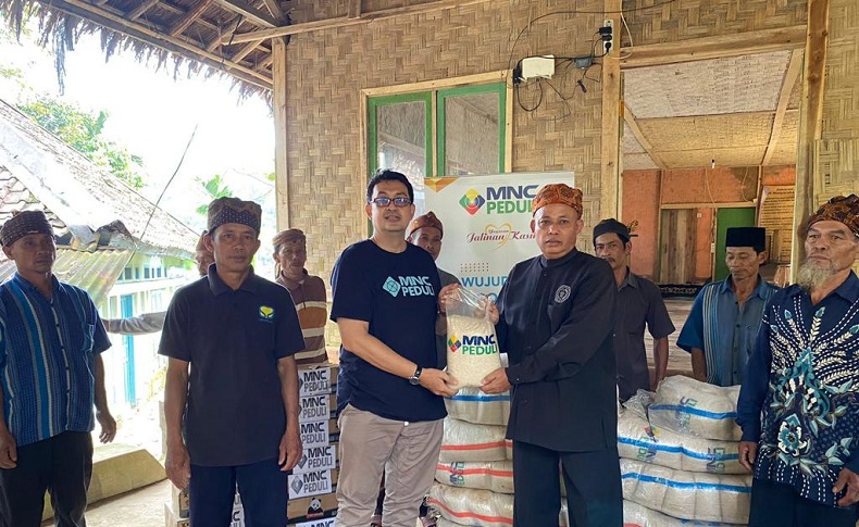 MNC Peduli Salurkan Bantuan untuk Warga Desa Adat Kasepuhan Cibarani