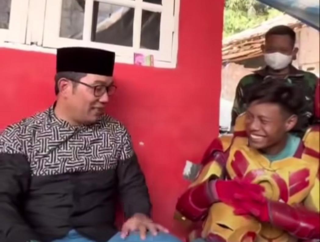 Bantu Korban Kecelakaan Maut di Cibubur, Iron Man Dapat Rp5 Juta dari Ridwan Kamil