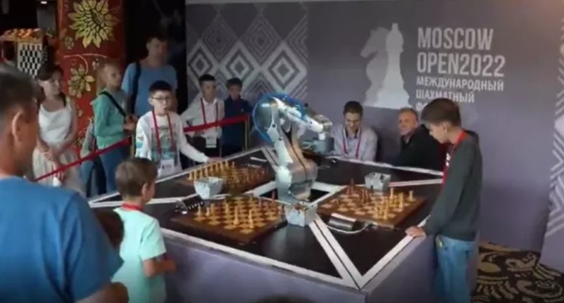 Error, Robot Catur Patahkan Jari Bocah 7 Tahun