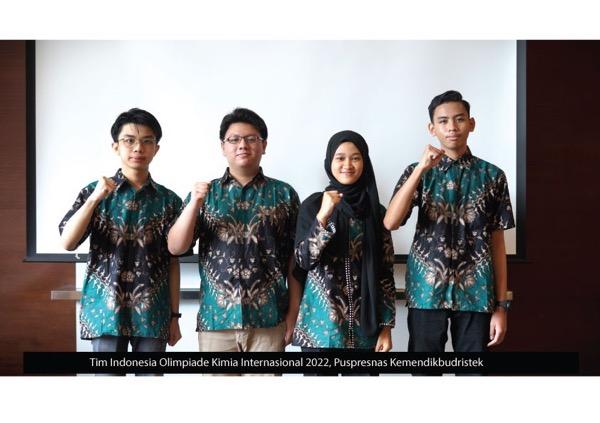 Keren! Tim Asal Indonesia Berhasil Sabet 4 Medali di Olimpiade Kimia Internasional 2022