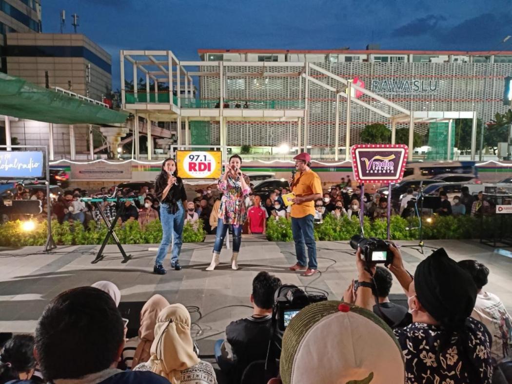 Twitkustik RDI Bikin Joget Pengunjung Anjungan Sarinah 