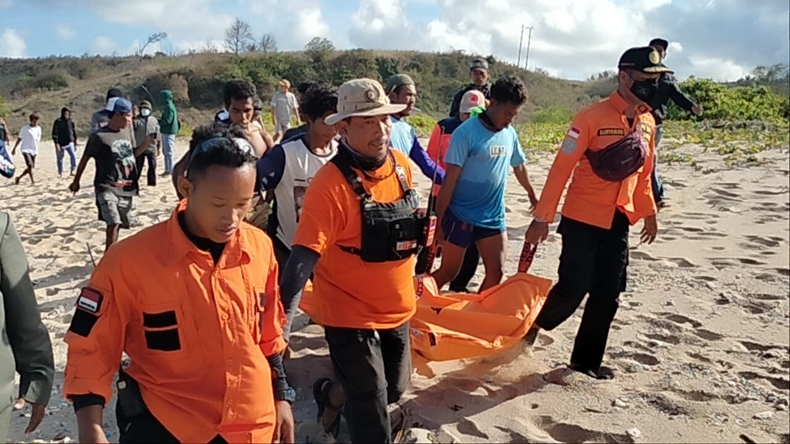 4 Hari Hilang Terseret Ombak, Santri Asal Sumbawa Ditemukan Tewas