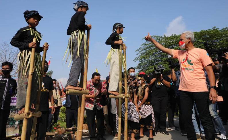 Beragam Prestasi Gubernur Ganjar Pranowo, Ada yang Dapat Penghargaan Berturut-turut