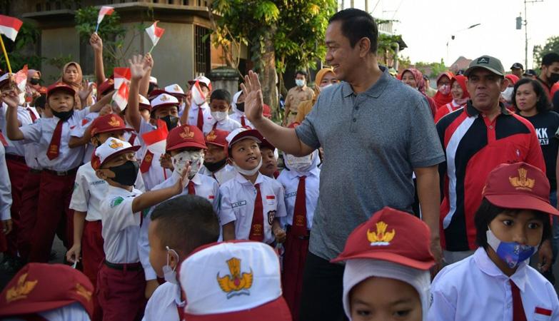  Wali Kota Semarang: Jangan Paksa Siswa Wajib Beli Seragam di Sekolah