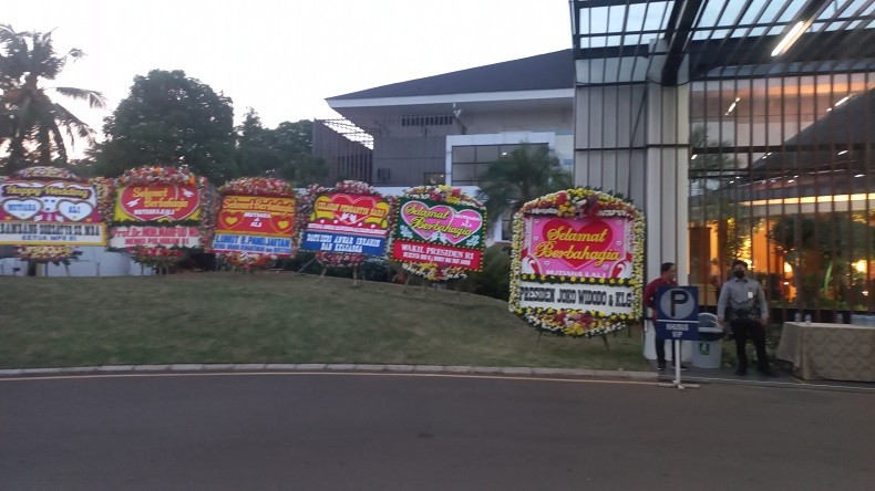 Karangan Bunga dari Presiden Jokowi Hiasi Tempat Resepsi Pernikahan Putri Anies Baswedan di Ancol