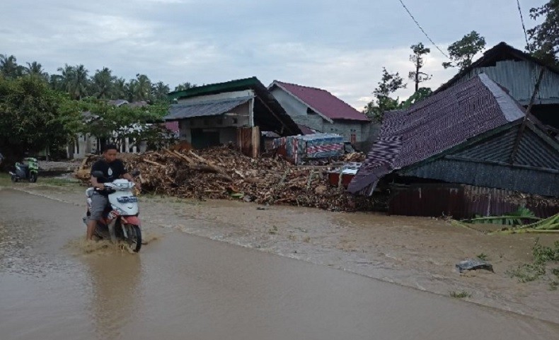 Korban Banjir Parigi Moutong yang Rumahnya Rusak Berat Segera Direlokasi