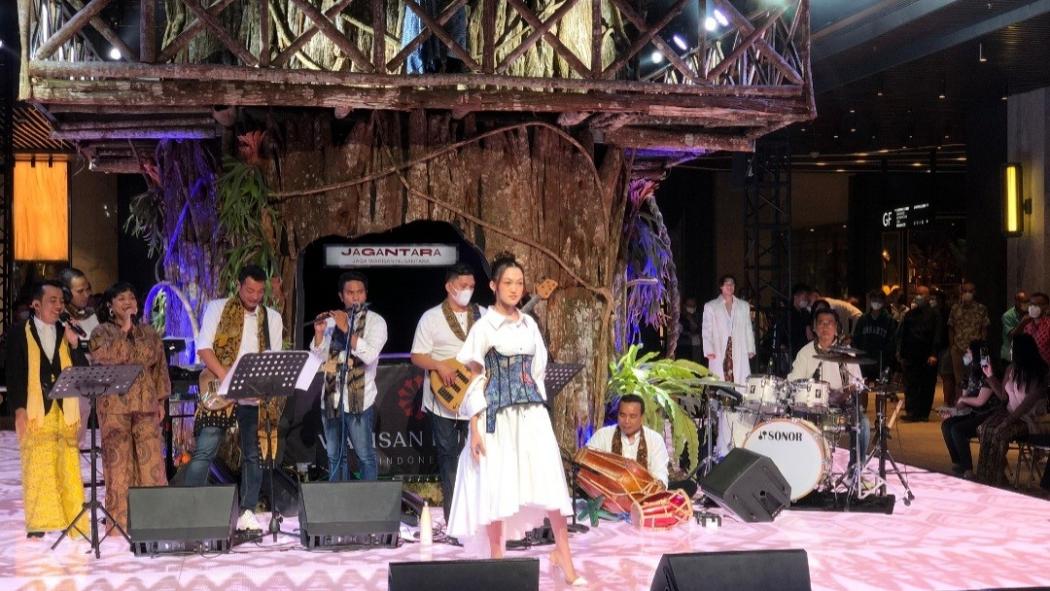 Angkat Tema Wastra Indonesia, 3 Desainer Lokal Unjuk Gigi di Jagantara