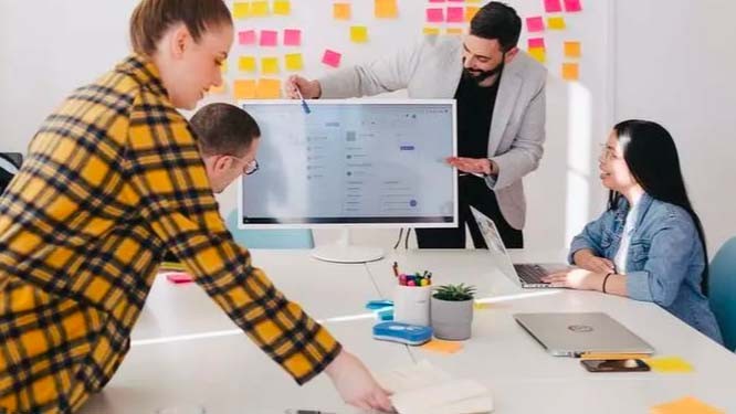 Ramalan Zodiak Hari Ini Senin 29 Agustus 2022: Cancer, Taurus dan Aquarius Karier Anda Semakin Cemerlang   