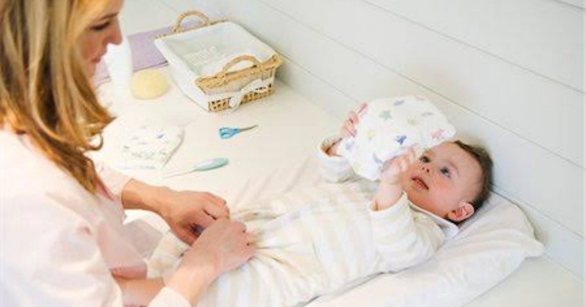 Pentingnya Edukasi Kesehatan Ibu dan Anak, Dimulai dari Merawat Kulit Bayi