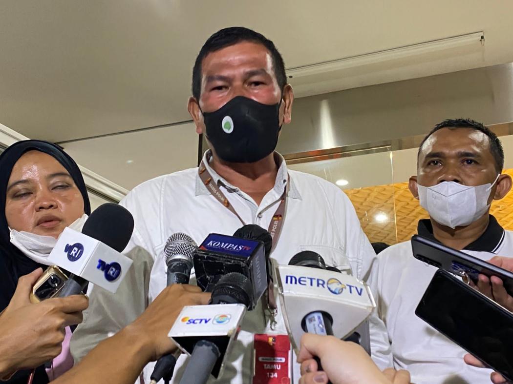 Satgas Pangan Polri Periksa Rudi Samin Pemilik Lahan Kuburan Beras Bansos di Depok