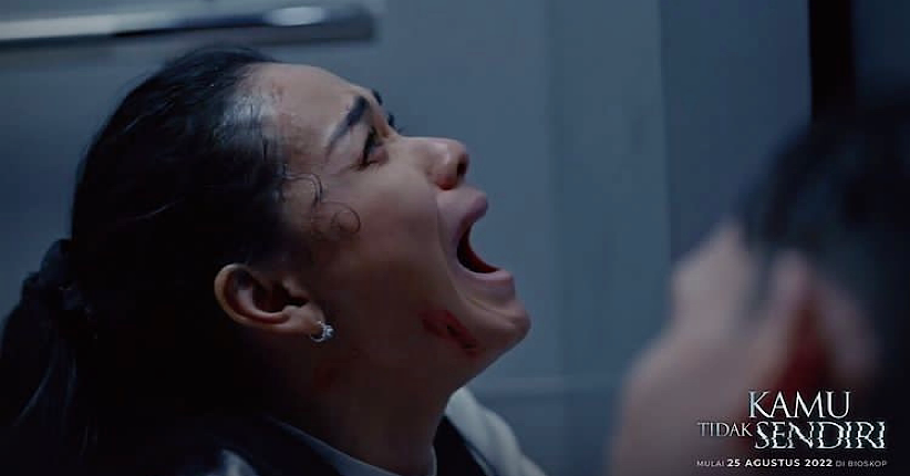 Film Kamu Tidak Sendiri Ceritakan Pertaruhan Hidup atau Mati, Siap Tayang di Bioskop 25 Agustus 2022