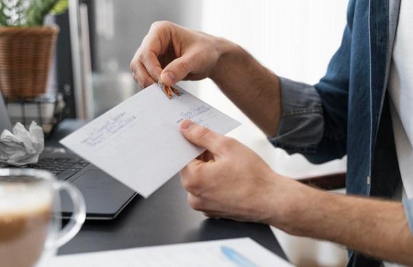 Bagian-bagian Surat Resmi, Ini Struktur dan Contohnya Lengkap