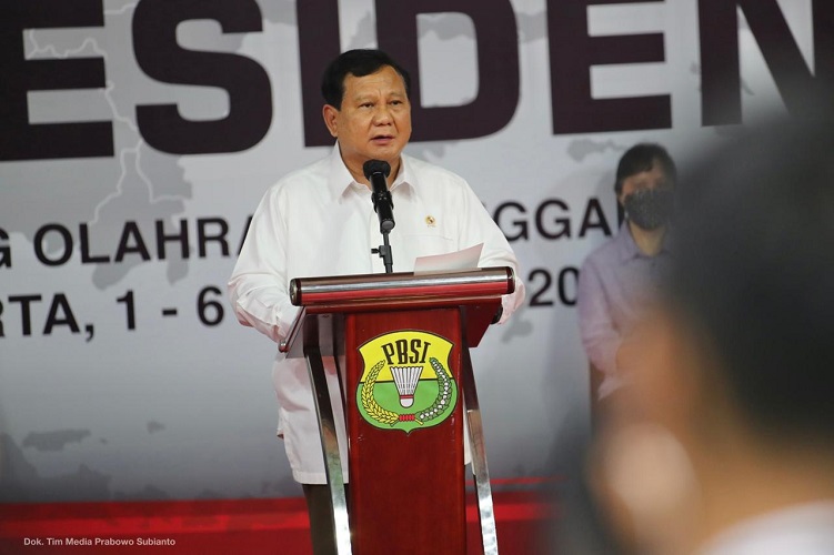 Prabowo Bakar Semangat Para Atlet Muda di Penutupan Piala Presiden 2022: Merdeka!