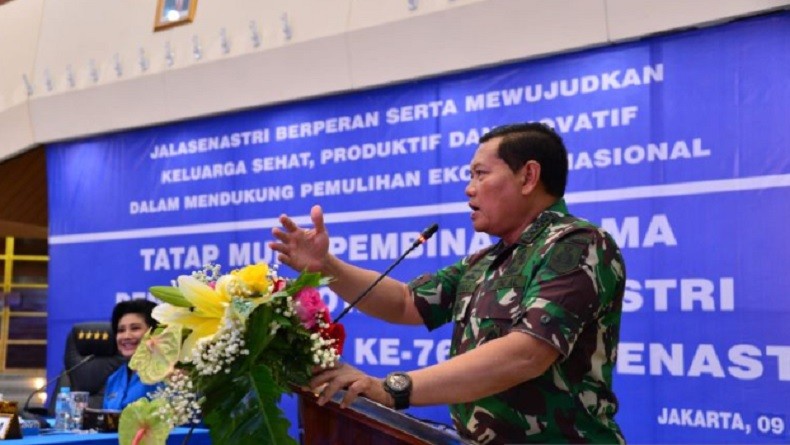 KSAL ke Istri Prajurit TNI AL: Jangan Curhat Masalah Rumah Tangga ke Teman