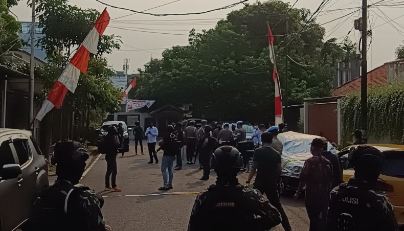 Brimob Datangi Rumah Irjen Ferdy Sambo Jelang Pengumuman Tersangka Baru Kasus Brigadir J