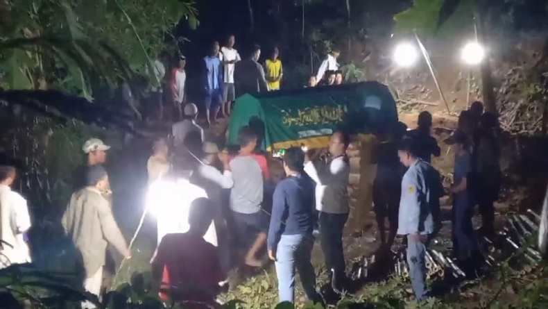 5 Jenazah Korban Pikap Masuk Jurang di Ciamis Dimakamkan Berdekatan di Majalengka
