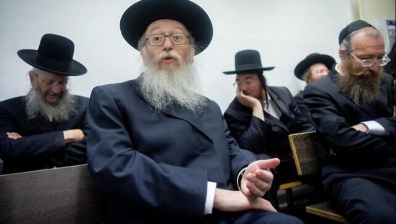 Mantan Menteri Ini Divonis 8 Bulan Masa Percobaan setelah Bantu Tersangka Kasus Pedofil