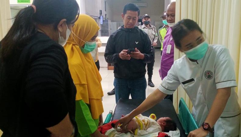 Polisi Buru Pembuang Bayi di Teras Rumah Warga Salatiga