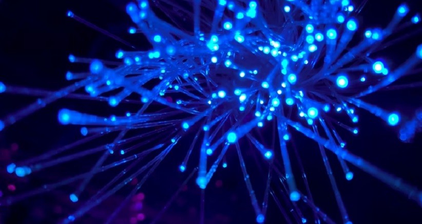 Vinton Cerf dan Bob Kahn, Perancang Protokol TCP/IP dan Arsitektur Internet