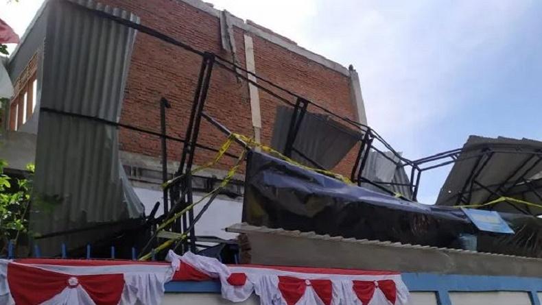 Lagi Ngaji, 12 Siswa Madrasah di Aceh Tertimpa Kanopi Bangunan yang Roboh
