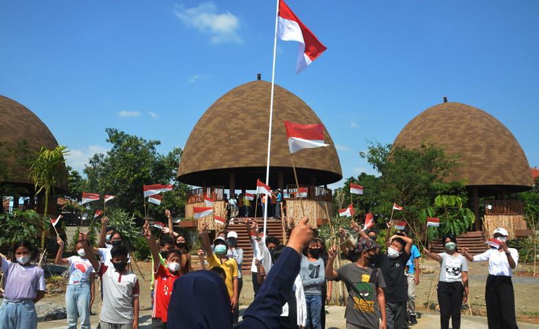 Potret Nasionalisme dan Semangat Belajar Siswa di Sekolah Alam Semarang