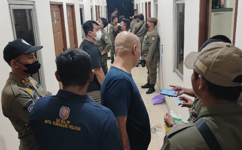 Satpol PP Razia 3 Hotel di Serpong, 18 PSK dan Sejumlah Pasangan Tak Resmi Diamankan