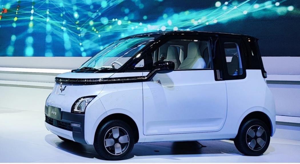 Kecil-Kecil Cabai Rawit, Berdesain Mungil Mobil Listrik Wuling Air EV Benamkan Banyak Fitur Canggih