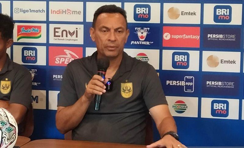 PSIS Kalah dari Persib akibat Penalti dan Gol Dianulir Wasit, Pelatih Sergio Bilang Begini