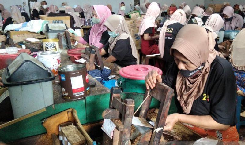 Marak Peredaran Rokok Ilegal, Pengusaha Kecil di Kudus Resah