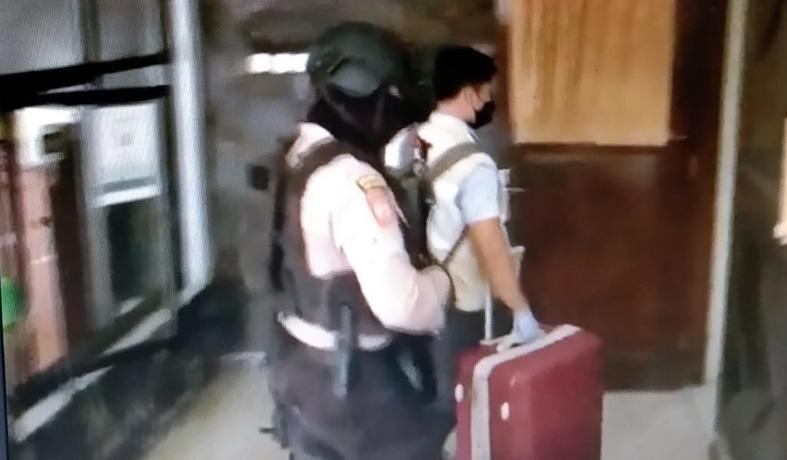  Geledah Kantor Bupati dan OPD Pemkab Pemalang, KPK Bawa 2 Koper Besar 