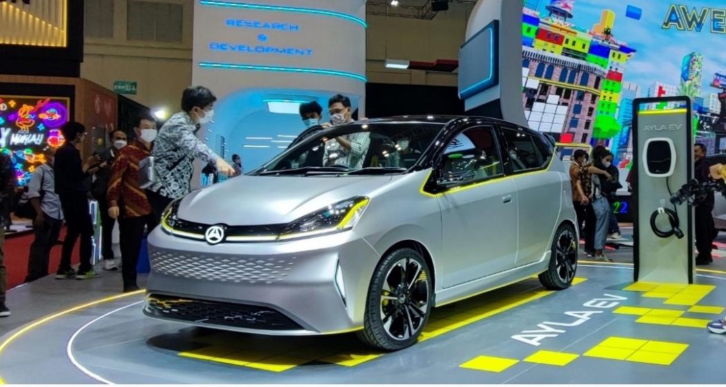 Gantikan Mobil LCGC? Daihatsu Pamerkan Ayla Bertenaga Listrik di GIIAS 2022