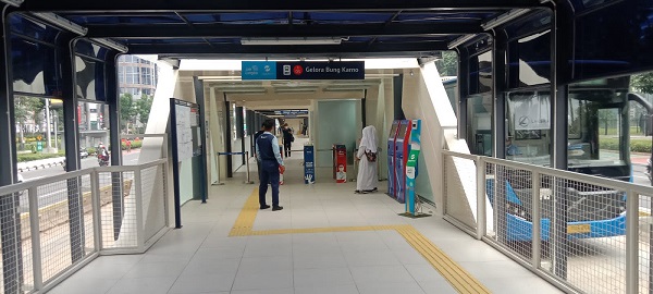 Halte Gelora Bung Karno Mulai Beroperasi Hari Ini Usai Revitalisasi