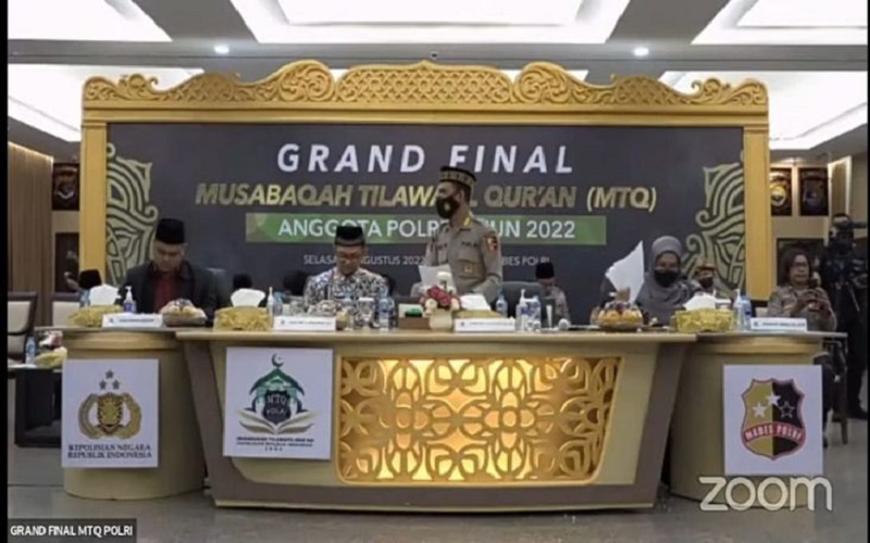 Polwan Cantik dari Polda Sumsel Juara MTQ Nasional Mabes Polri