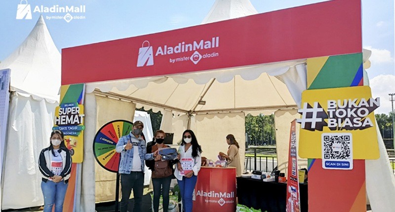 Keseruan Booth AladinMall by Mister Aladin di HUT RCTI ke 33, Ada Diskon up to 74% + Doorprize!
