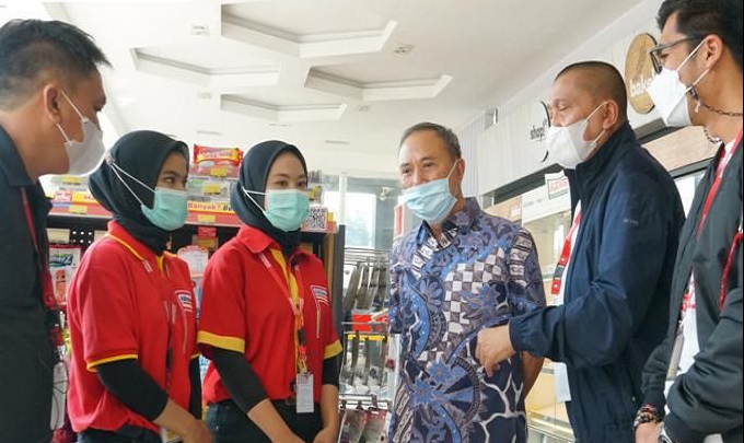 Sempat Viral setelah Pergoki Pencuri Cokelat, Karyawan Alfamart Dapat Kenaikan Jabatan