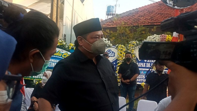 Airlangga Kenang Hermanto Dardak: Sama-sama di Persatuan Insinyur Indonesia