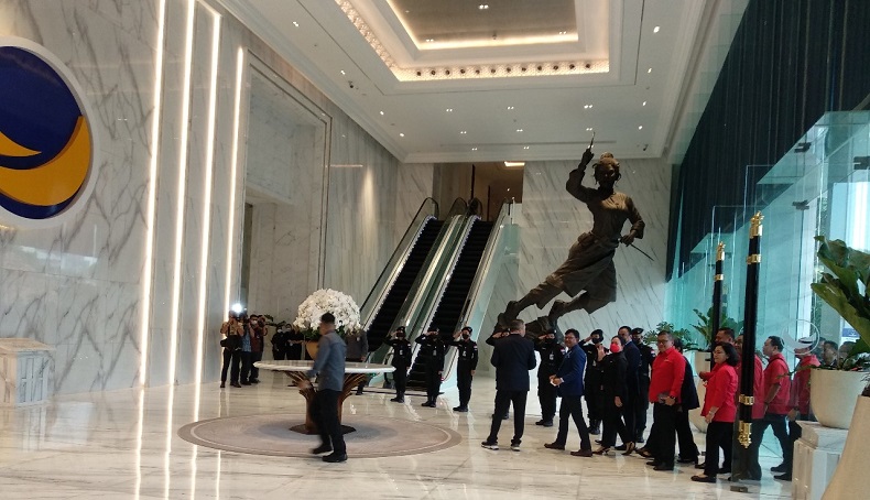 Surya Paloh Sebut Puan Maharani juga Masuk Radar Capres Nasdem